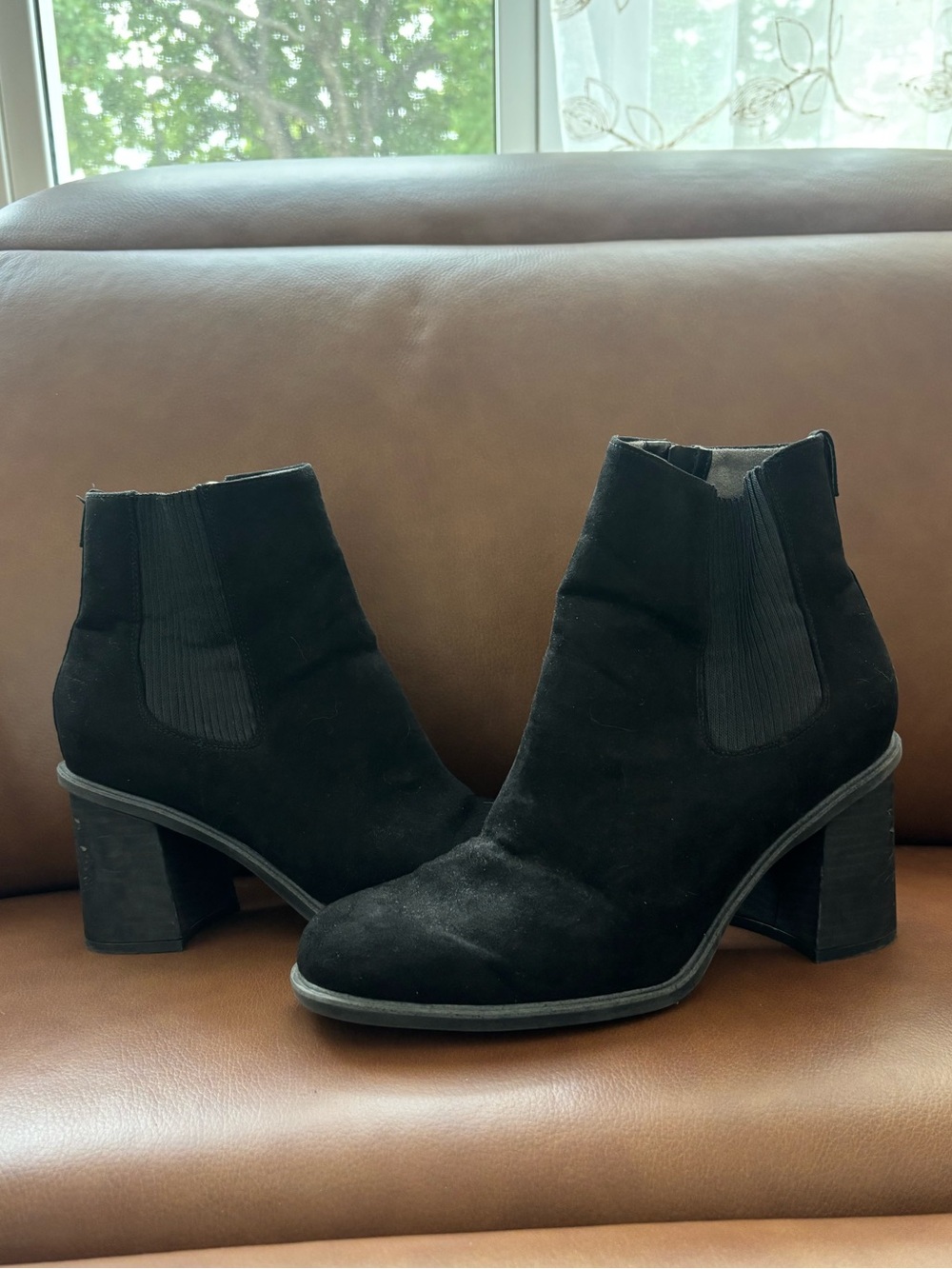 Dr. Scholl's Black Suede Chelsea Ankle Boots - Block Heel